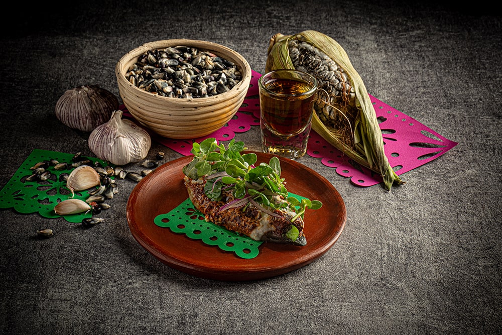 TLACOYO CEREMONIAL DE HABA Y LONGANIZA EN CHILE MORITA